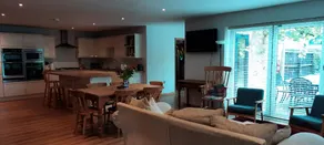 Woodlands Peaceful Bedrooms - Image 3