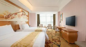 Vienna Hotel(Nanxiong Shidai Guangchang Branch) - Image 3