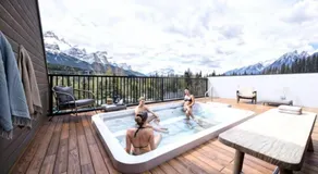 New Luxury MountainView Downtown2B2B RooftopHottub - Image 5