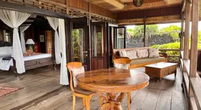 Secret Moon Beach House - Image 3