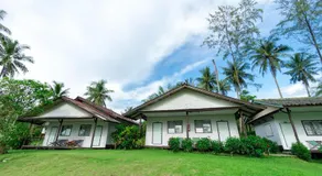 S Beach Resort - Image 4