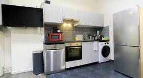 La Jungle, T5 hypercentre chic et cosy, wifi, netflix par SOVALFI - Image 2