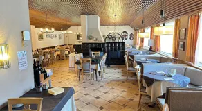 Hotel Regina Delle Dolomiti - Image 5