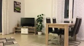 Boardinghouse Frank - Image 2