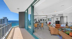 Crown Tower Surfers Paradise Serain Residences - Image 4
