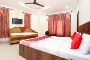 OYO A One Home Stay - Image 2