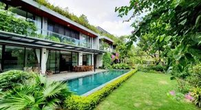 Happy Villa Owner - Image 3