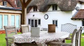 Pond Cottage - Image 3