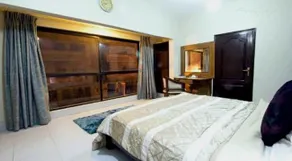 HillTop Hotel - Image 2