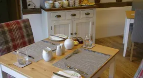 Grove Barn Bed and Breakfast - Image 4