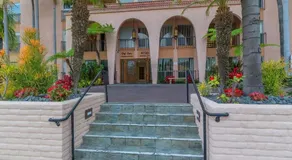 2 bed 2 bath penthouse condo with AC and Ocean Views - Image 4