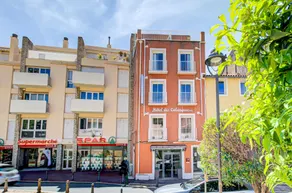 HOTEL DES CALANQUES Port de Cassis - Image 4