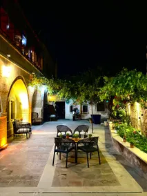Pacha Cave House - Image 5