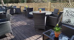 The Red Lion & Cellar Room, Betchworth - Image 5