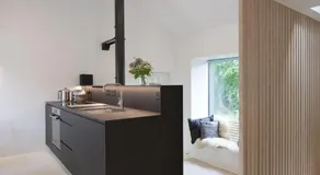 Eastside - Architect designed retreat with wood-fired sauna - Image 2
