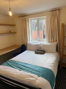 Central 3 BR Flat with a View-Free Parking - Image 5
