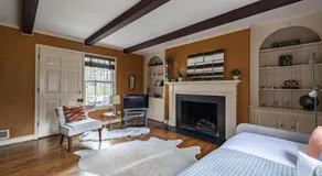 Gorgeous Unique House in Bethesda with 8 Beds - Image 2