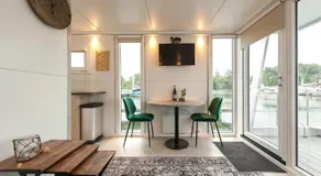 Tiny floating house, Mallorca - Image 3