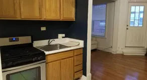 Yankee Hill 1BR wParking Walk to Lake - Image 5
