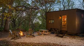 Postcard Cabins Gilchrist Springs - Image 3