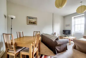 GuestReady - Charming Home in Old Town - Image 5
