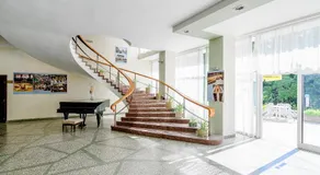 International House of Journalists Resort - Image 4