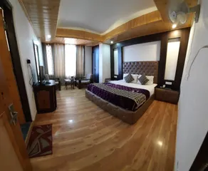 Hotel Lords Regency - Connected to the Mall Road - Image 4
