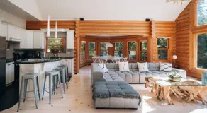 Chalet Blue Jay Spa at Fiddler's Lake - Image 5