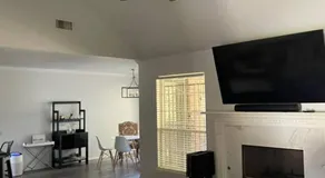 Spacious 3BR Home Fast Wifi 7 min From Downtown - Image 2