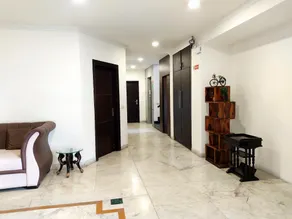 When In Gurgaon - ARTEMIS HOSPITAL 1 Min Walk, FORTIS & MEDANTA 4 Mins Drive - Image 3