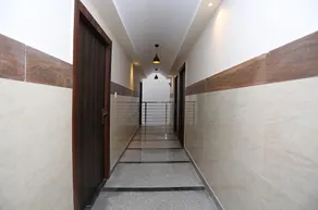 23071 Hotel Arman Palace & Banquet - Image 4
