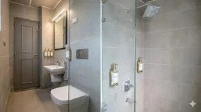 HOTEL BLUSKY SIGNATURE EAST DELHI PREETVIHAR - Image 5