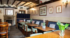 The Horse and Jockey - Image 4