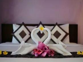 Romantic 1 Bed Room Pool Villa Kuta - Image 5