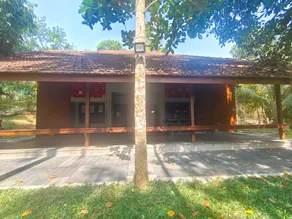 IRU Homes - Private Family Stay with Pool - Image 5
