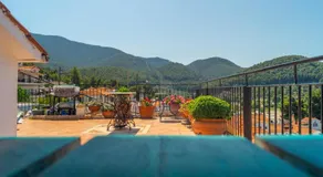 Violetta Apartments - Image 3