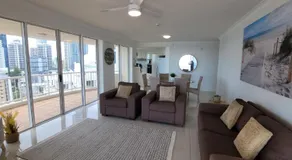 MOROCCAN APR PRIVATE SUITES by the Beach - Image 4