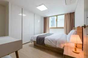 JS Residence Hotel Okpo - Image 2