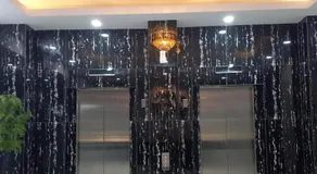 Grand Avira Hotel - Image 4