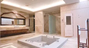 Orient Luxury Villa Motel - Image 5