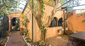 Rental in Rome Riari Garden - Image 5