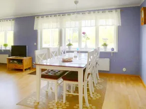 4 person holiday home in Brålanda - Image 3