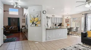 Charming 3 Bedroom Retreat with Patio Near Shopping & Dining - Image 3