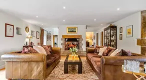 Booth House - Image 3