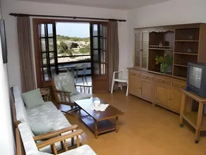 Apartamentos Llevant - Image 2