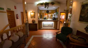 Hotel Los Arcos - Image 5