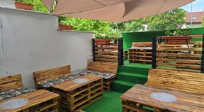Ambra Room's - Image 5