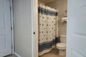 Studio Inn and Suites - Image 2