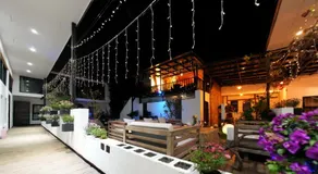 Party House - Image 4