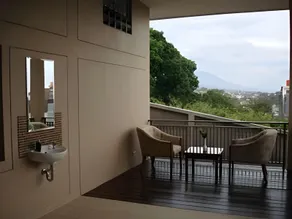 U Village Hotel And Villa - Image 2